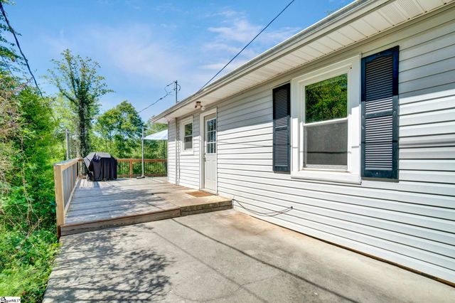 309 Pineview Drive, Pickens, SC 29671