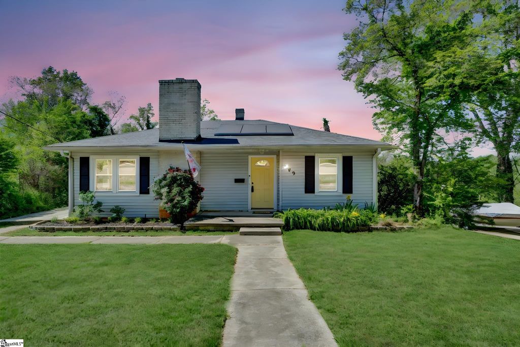 309 Pineview Drive, Pickens, SC 29671
