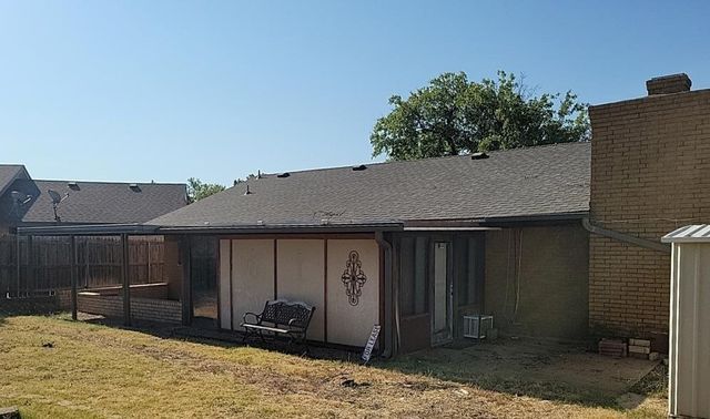 3802 SE Berkshire Ct, Lawton, OK 73501
