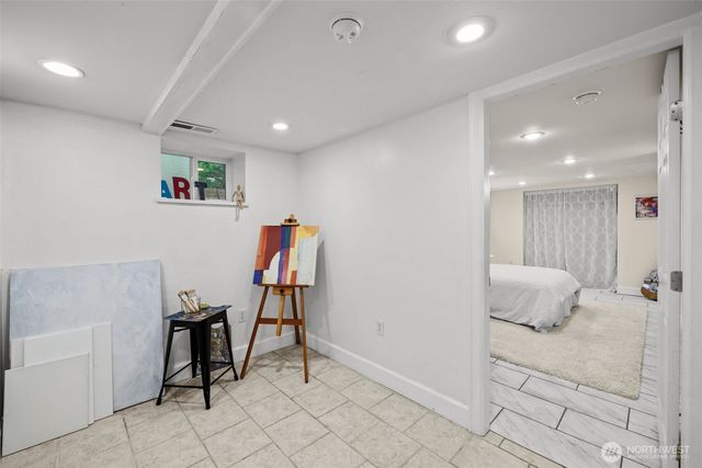 902 22nd Avenue, Seattle, WA 98122