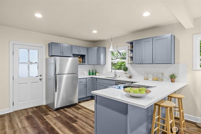 902 22nd Avenue, Seattle, WA 98122