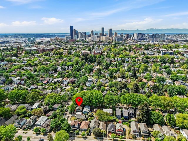 902 22nd Avenue, Seattle, WA 98122