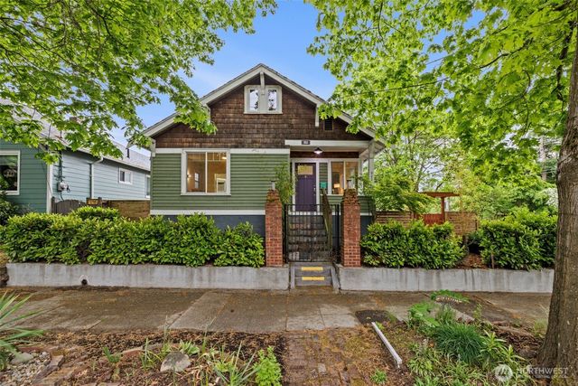 902 22nd Avenue, Seattle, WA 98122