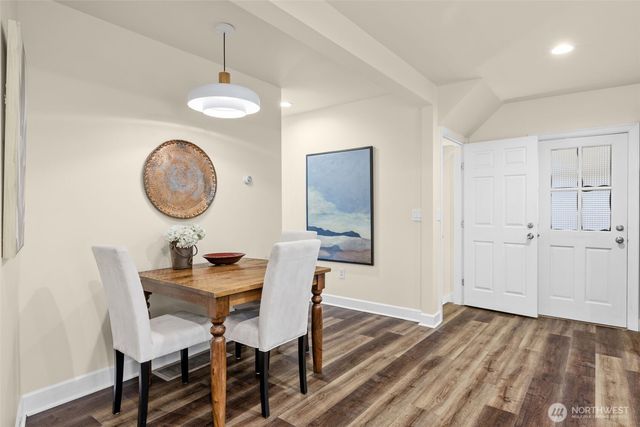 902 22nd Avenue, Seattle, WA 98122