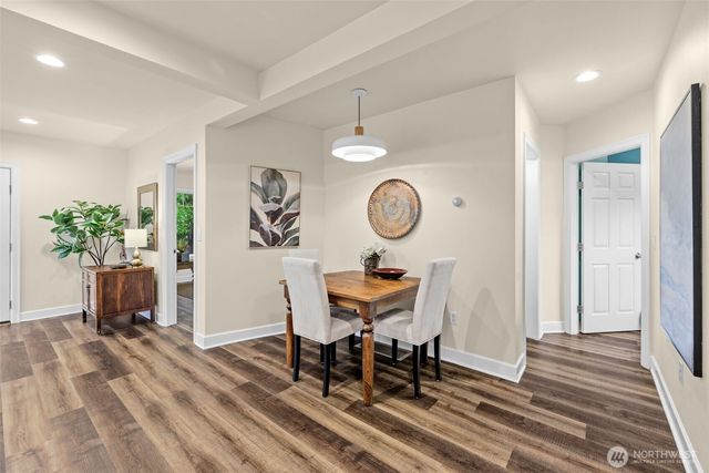 902 22nd Avenue, Seattle, WA 98122