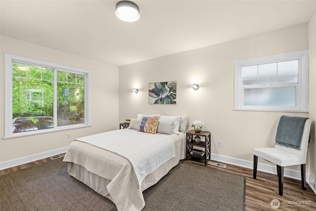 902 22nd Avenue, Seattle, WA 98122
