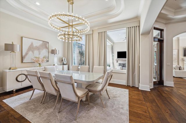 1110 Longmont Place Court, Houston, TX 77056