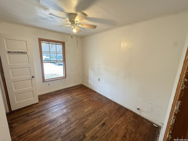 550 Gulf, San Antonio, TX 78202