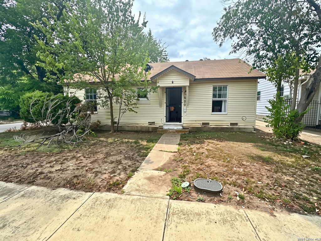 550 Gulf, San Antonio, TX 78202