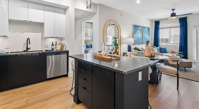 740 N Dixie Hwy A4, West Palm Beach, FL 33401