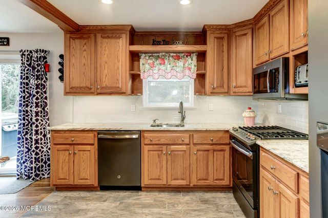 44 E Connecticut, Jackson, NJ 08527