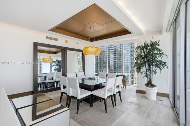 465 Brickell Ave 2101, Miami, FL 33131
