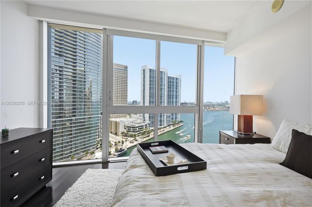 465 Brickell Ave 2101, Miami, FL 33131