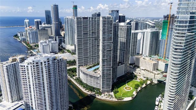 465 Brickell Ave 2101, Miami, FL 33131