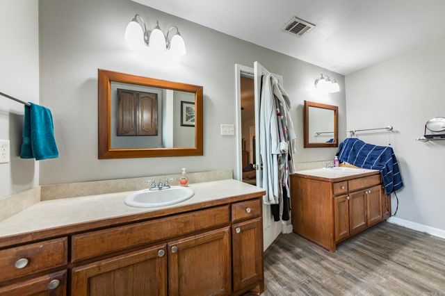 410 Dunn Road, Greers Ferry, AR 72067