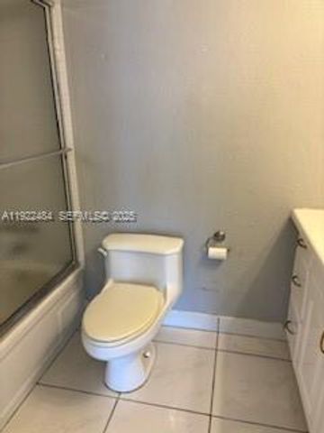 2101 Atlantic Shores Blvd 412, Hallandale Beach, FL 33009