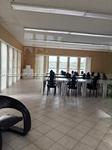 2101 Atlantic Shores Blvd 412, Hallandale Beach, FL 33009