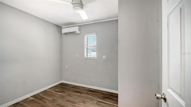 1004 27TH AVENUE W, Bradenton, FL 34205