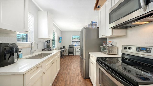 1004 27TH AVENUE W, Bradenton, FL 34205