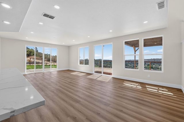 3616 Mallorca Ct, Cameron Park, CA 95682