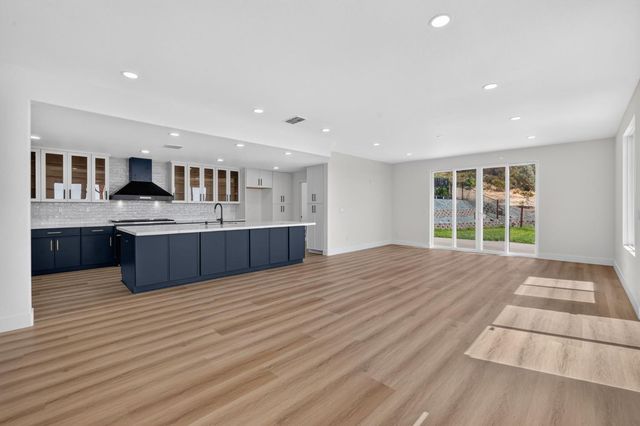 3616 Mallorca Ct, Cameron Park, CA 95682