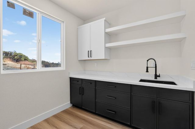 3616 Mallorca Ct, Cameron Park, CA 95682