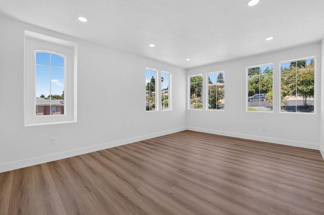 3616 Mallorca Ct, Cameron Park, CA 95682
