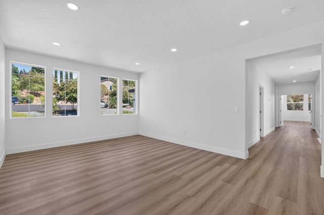 3616 Mallorca Ct, Cameron Park, CA 95682