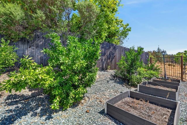 3616 Mallorca Ct, Cameron Park, CA 95682