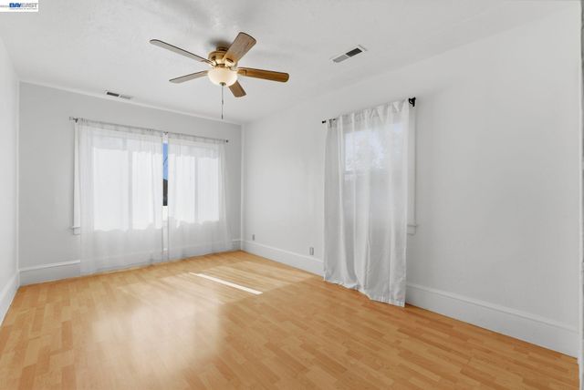 1839 Commerce Way, Oakland, CA 94606