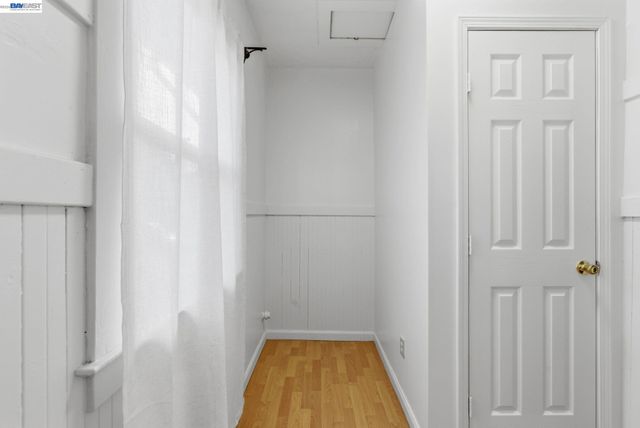 1839 Commerce Way, Oakland, CA 94606