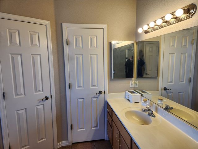 2085 Alan Ladd Drive, Kingman, AZ 86409