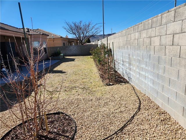 2085 Alan Ladd Drive, Kingman, AZ 86409