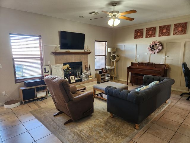 2085 Alan Ladd Drive, Kingman, AZ 86409