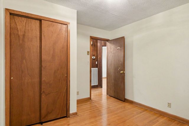 453 Gary Hills Dr, Clarksville, TN 37043