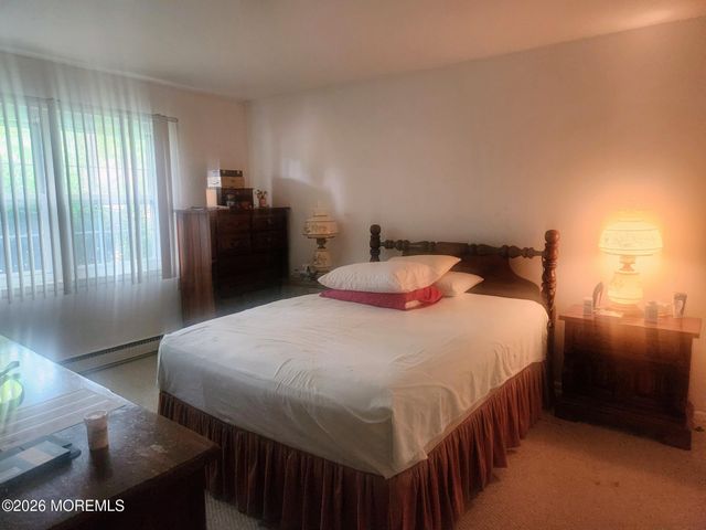 5B Edinburgh Lane, Manchester, NJ 08759