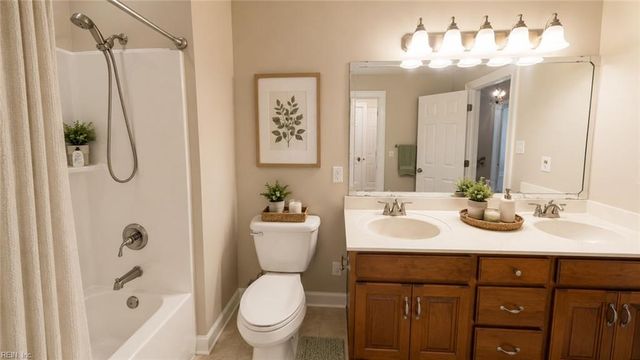 4024 Colonial CRES, Williamsburg, VA 23188