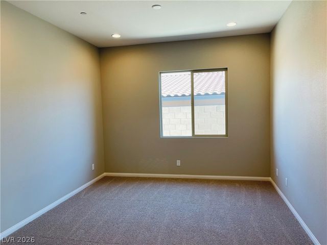 11725 Falcon Gorge Avenue, Las Vegas, NV 89138