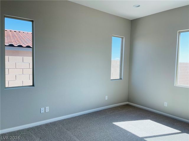 11725 Falcon Gorge Avenue, Las Vegas, NV 89138