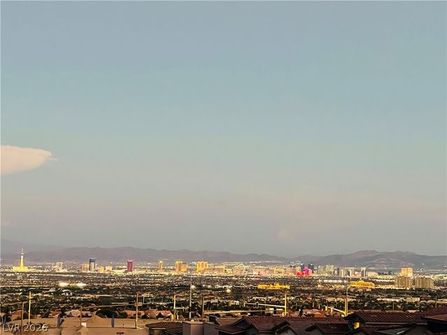 11725 Falcon Gorge Avenue, Las Vegas, NV 89138