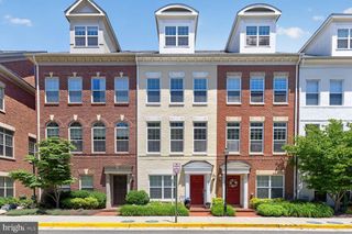 307 UPTON CT N, Arlington, VA 22203