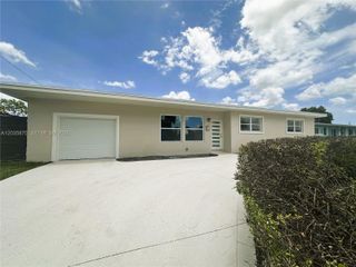 16123 SW 108th Ct, Miami, FL 33157