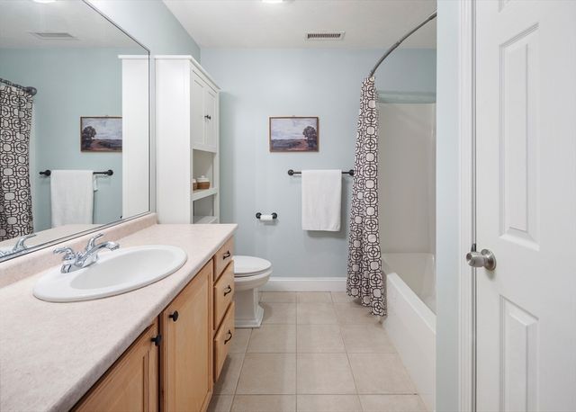 50 Nolan Ct 50, Tewksbury, MA 01876