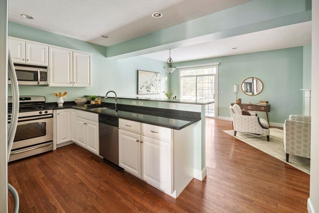 50 Nolan Ct 50, Tewksbury, MA 01876