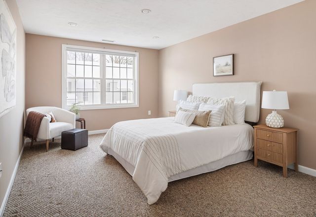 50 Nolan Ct 50, Tewksbury, MA 01876