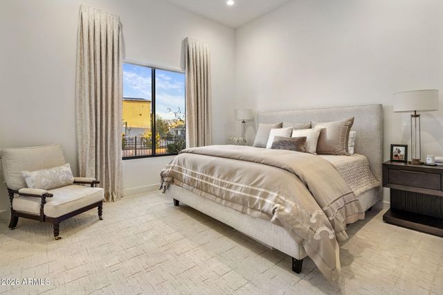 28712 N SUMMIT SPRINGS Road, Rio Verde, AZ 85263