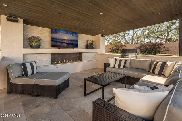 28712 N SUMMIT SPRINGS Road, Rio Verde, AZ 85263