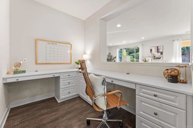 261 Flores Lane, Vista, CA 92083