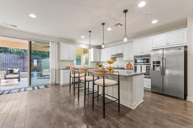 261 Flores Lane, Vista, CA 92083