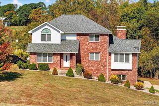 3567 Sweet Briar Lane, Columbia, IL 62236